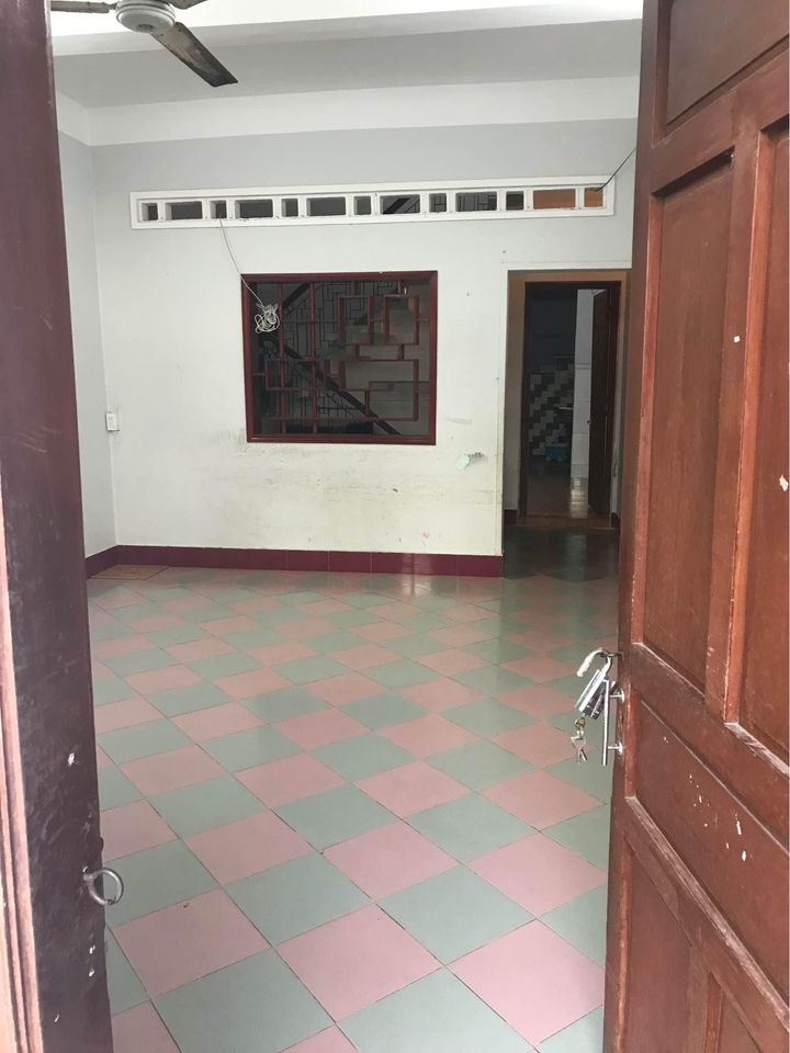 Bán nhà 2 ngủ, Hoàng Văn Thụ, Quy Nhơn, Bình Định, diện tích 120m2, giá 4,8 tỷ