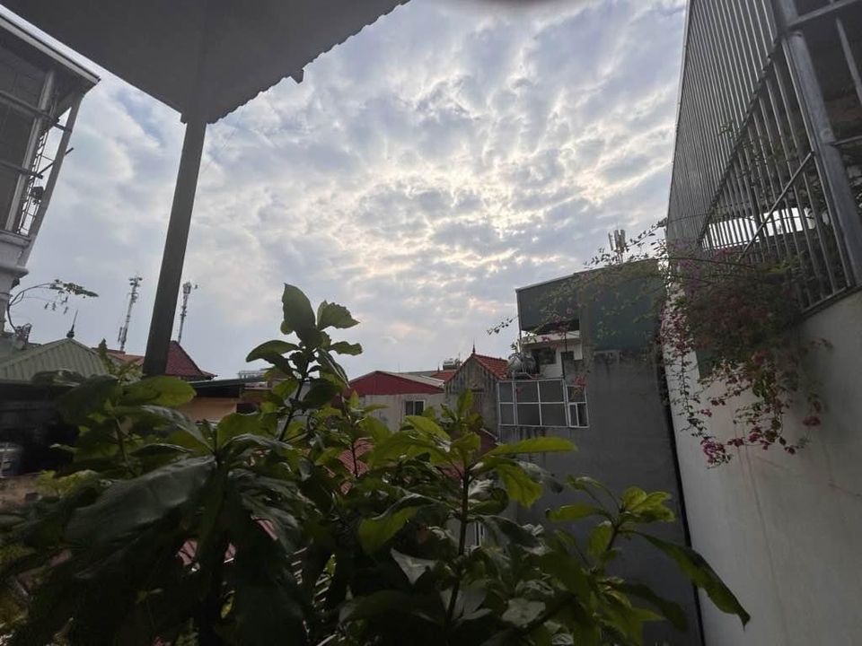 Bán nhà Cầu Đất, Hoàn Kiếm ngõ trước nhà ba gác đua