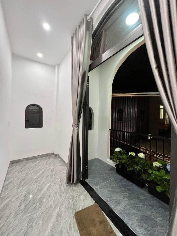Nhà xây mới 100%, công năng đầy đủ, 2 mặt kiệt Tôn Thất Đạm, diện tích 40m2