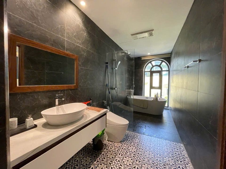 Bán nhà Tây Hồ, An Dương Vương 135m2, 6 tầng, mặt tiền 7,1m, nhỉnh 30 tỷ