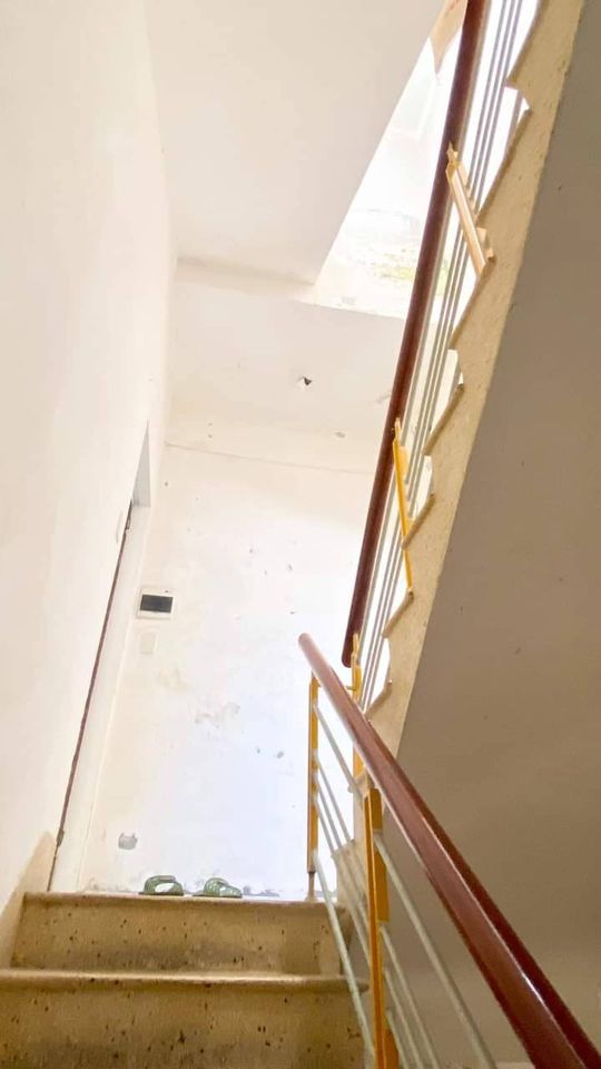 Chính chủ cần bán nhà 2 tầng Trần Cao Vân - giá hạt dẻ - an cư lạc nghiệp