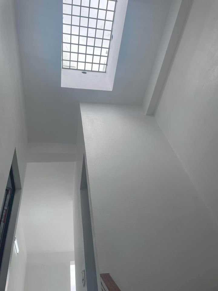 Chỉ 1,x tỷ, nhà đẹp 3 tầng, lô góc, Trần Lãm