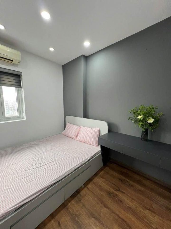 Bán căn hộ chung cư tòa Hei Tower, khu nhà ở cao cấp, 3 phòng ngủ, 2wc