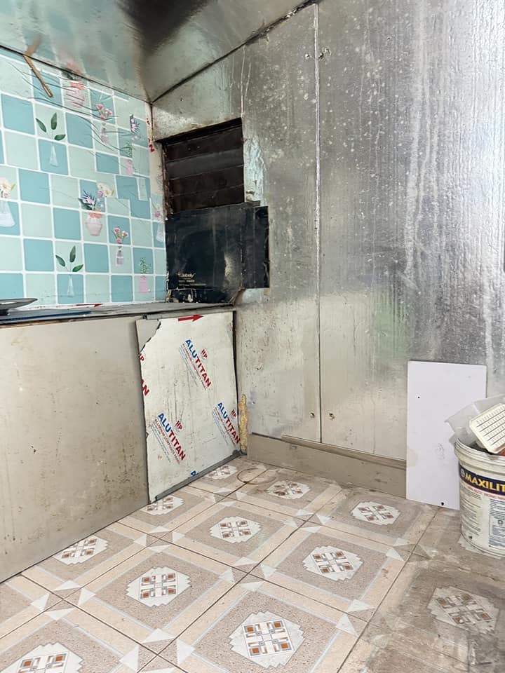 Khu dân trí cao, giao thông thuận lợi, tiện ích không thiếu thứ gì, cầu thang rộng thoải có thể dắt xe máy lên nhà