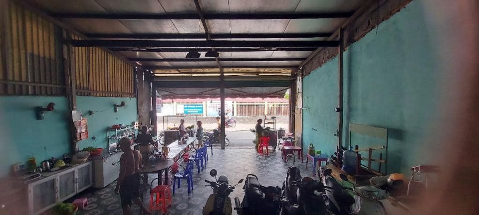 Bán nhà mặt tiền đường Lê Văn Lương, Nhớn Đức, Nhà Bè giá 14 tỷ, diện tích 230m2