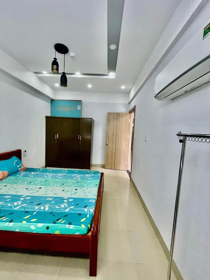 Cho thuê căn hộ 2 phòng ngủ chung cư Xuân Thủy, Cầu Giấy giá 5 triệu