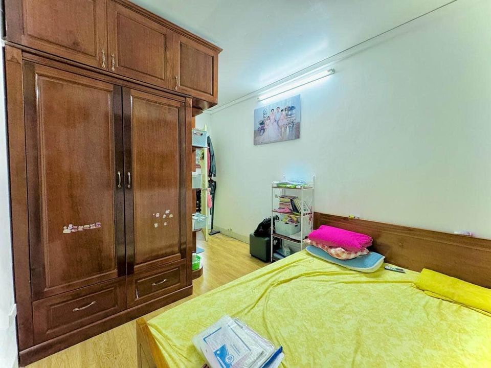 Bán chung cư Linh Đàm, 2 ngủ, 2 wc, full tiện tích giá 2,3 tỷ, diện tích 60m2