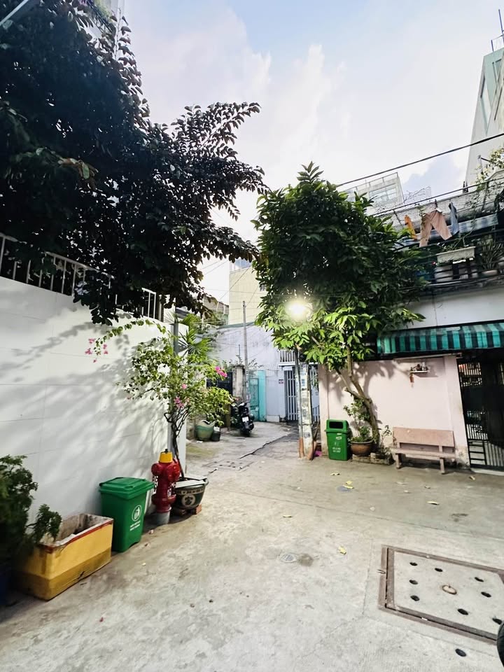 Bán nhà mặt tiền Nguyễn Thị Ly, Hóc Môn, diện tích 162m2, giá 4.8 tỷ