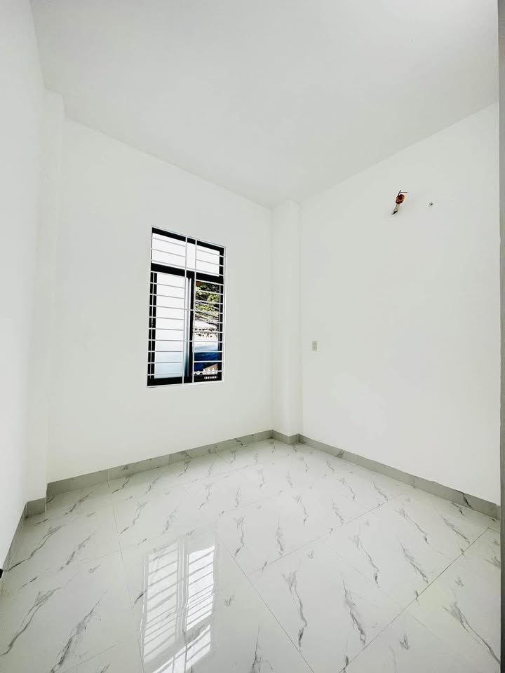 Nhà 2 tầng hẻm cạn đường Hoàng Văn Thụ, phường Ngô Mây, thành phố Quy Nhơn