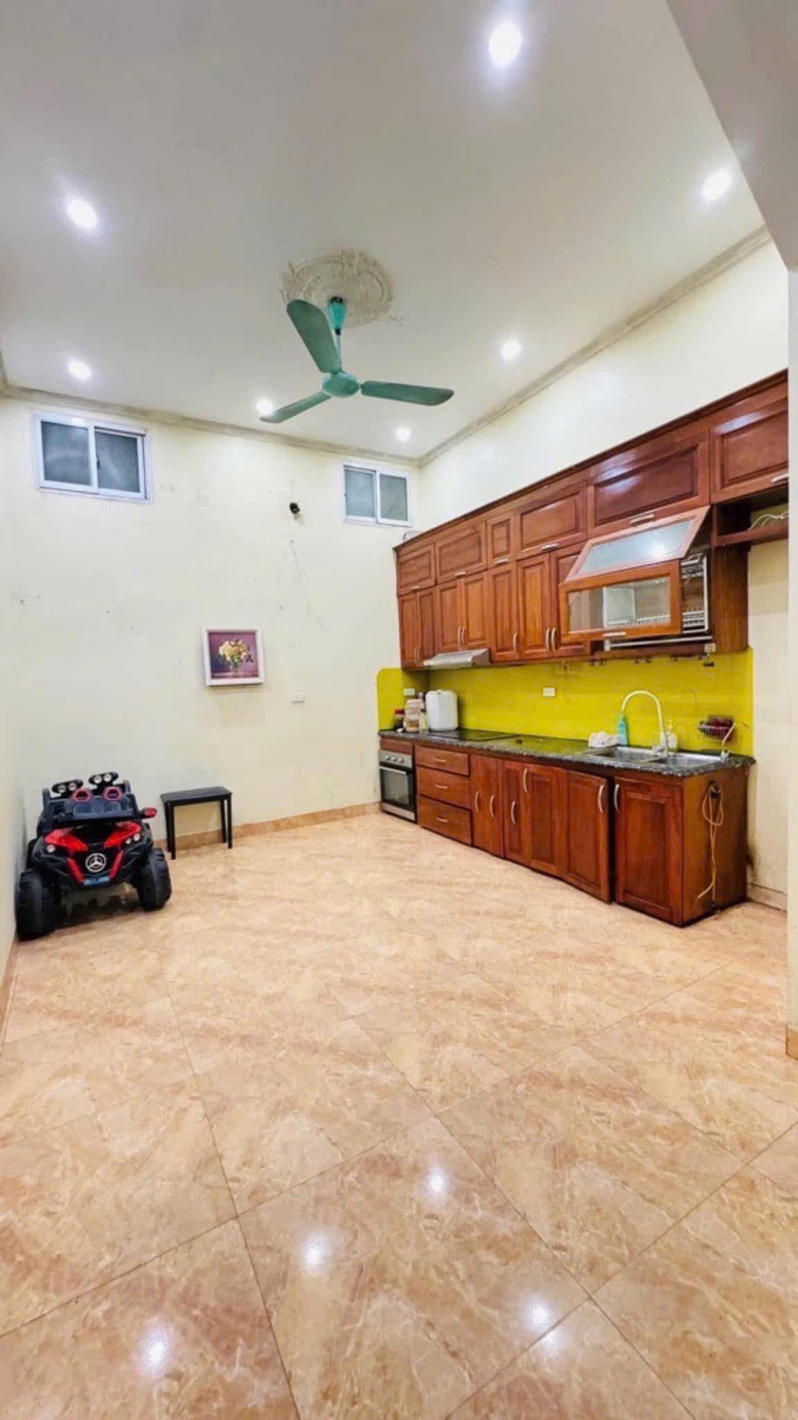 Cho thuê nhà 4 phòng ngủ tại Vân Canh, Hoài Đức, giá 8 triệu/tháng