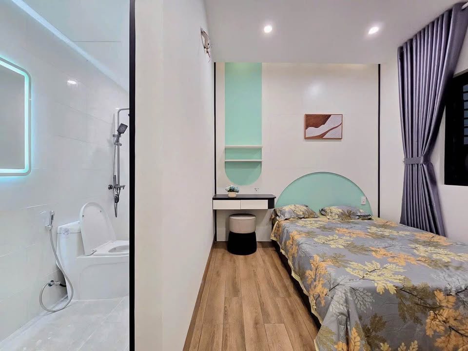Bán nhà 56m2, 4 tầng, 4 phòng ngủ mặt tiền đường Đoàn Nhữ Hải, quận Thanh Khê, thành phố Đà Nẵng
