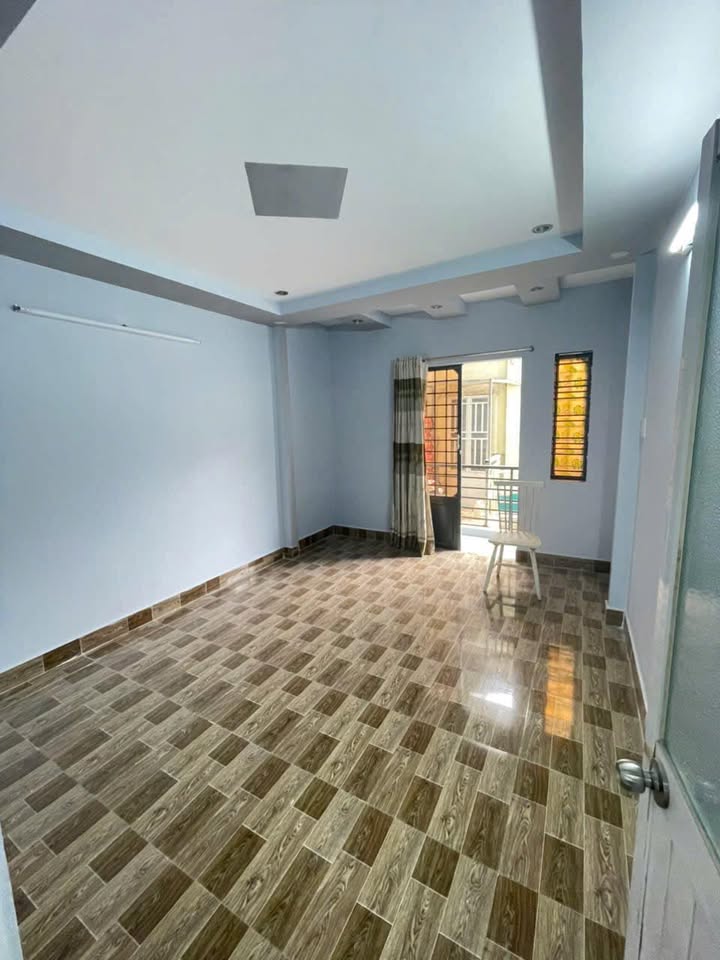 Bán nhà 3 ngủ, 2 wc, Phan Bội Châu, Bình Thạnh, Hồ Chí Minh, diện tích 28m2, giá 4 tỷ
