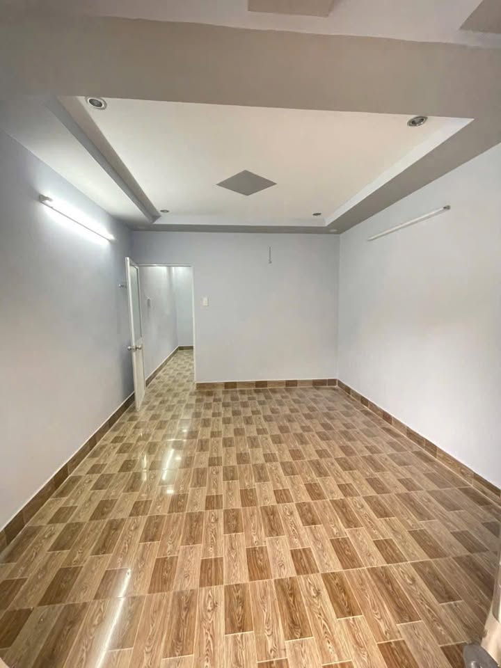 Bán nhà 3 ngủ, 2 wc, Phan Bội Châu, Bình Thạnh, Hồ Chí Minh, diện tích 28m2, giá 4 tỷ