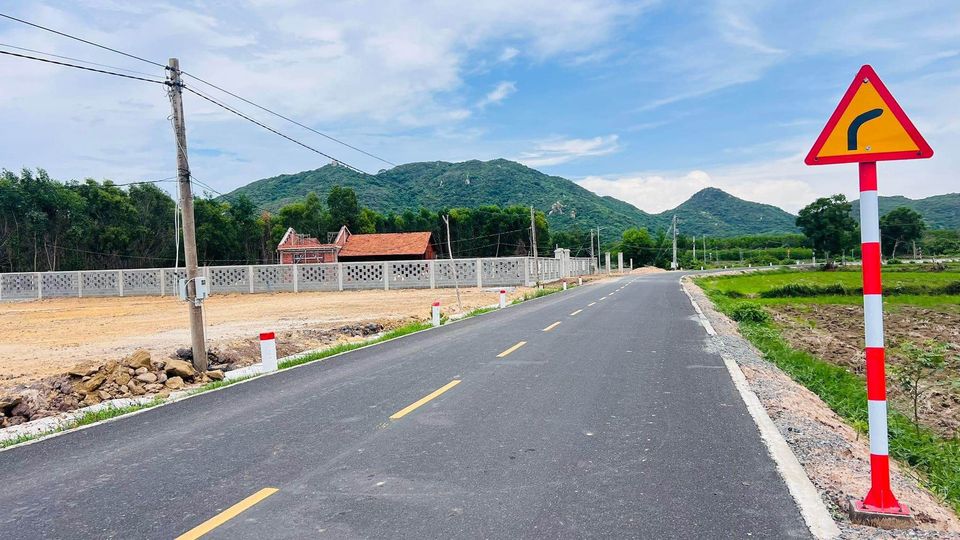 Bán đất vị trí đắc địa Long Mỹ, Đất Đỏ, Bà Rịa Vũng Tàu giá 5,5 tỷ, diện tích 1000m2
