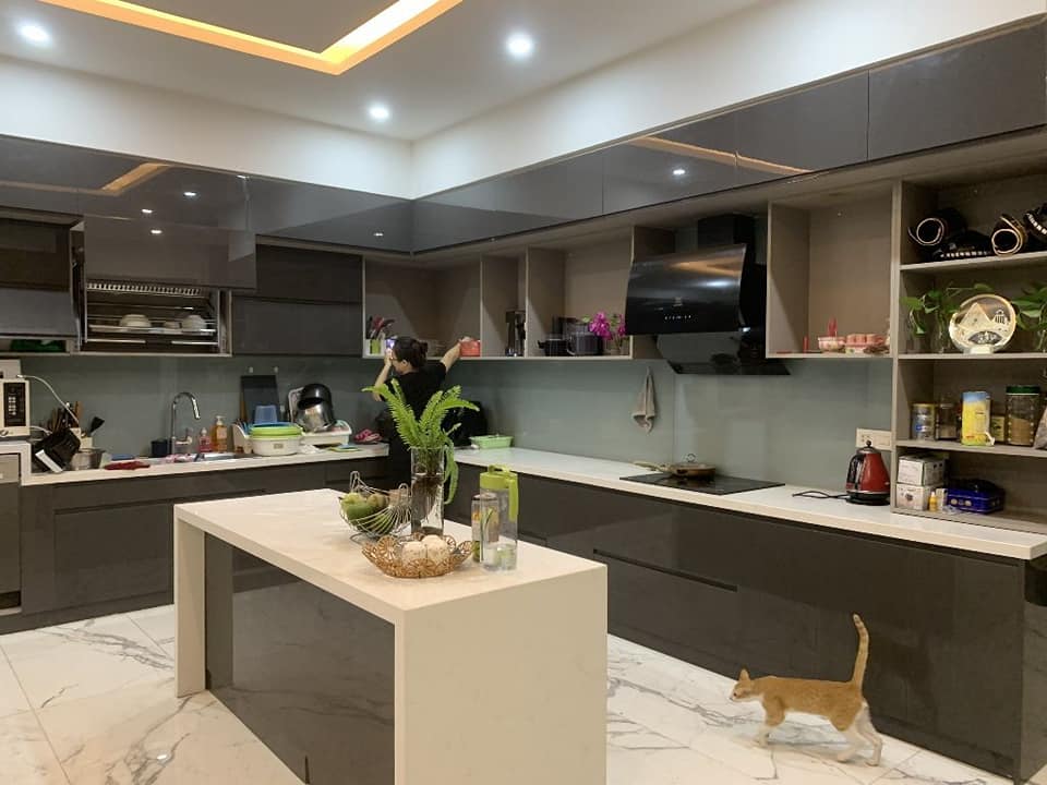 Cho thuê biệt thự 3 tầng ven Sông Hàn và khu Nam Việt Á, Hải Châu giá 50 triệu, diện tích 460m2