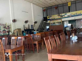Sang nhượng nhà hàng kinh doanh tốt tại đường Nguyễn Huệ, thành phố Kon Tum