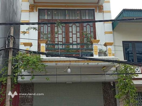 Bán nhà 3 tầng mặt đường Lý Bôn, trung tâm thành phố Thái Bình, mặt tiền rộng, kinh doanh tốt