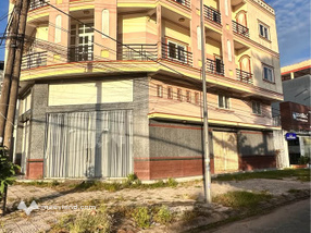 Bán căn nhà 2 mặt tiền đường Trần Hưng Đạo, trung tâm phường Vị Thanh, Cần Thơ, kinh doanh phát đạt