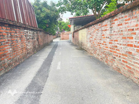 Lô đất thổ cư trục chính thôn 6, gần đấu giá Tân Xã