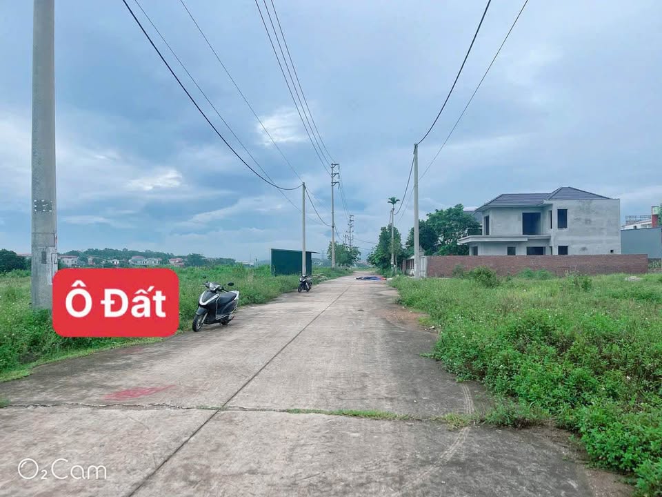 Bán đất khu Rau Sạch, Tân Lương, Minh Quang, Tam Đảo, diện tích 100m2, mặt tiền đường rộng 13.5m