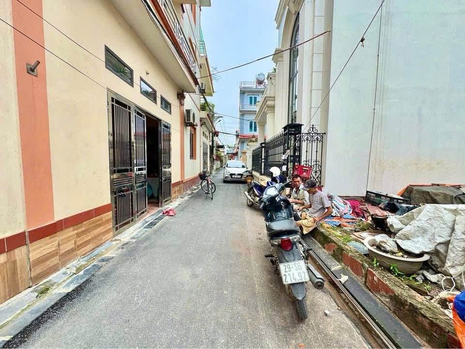 Đất Lương Nỗ view hồ điều hòa, ô tô đỗ cửa - Giá mềm sập sàn