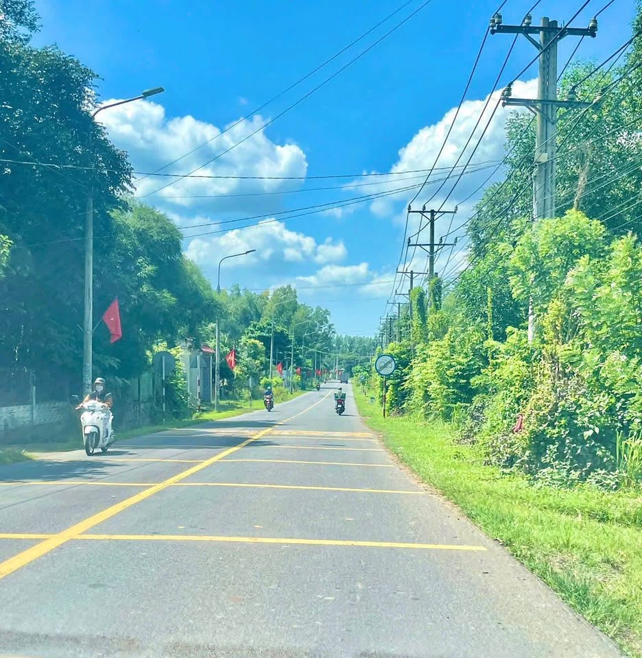 Đất mặt tiền Phùng Hưng giá bèo - Mua 1 được 2, chỉ 3.6 tỷ