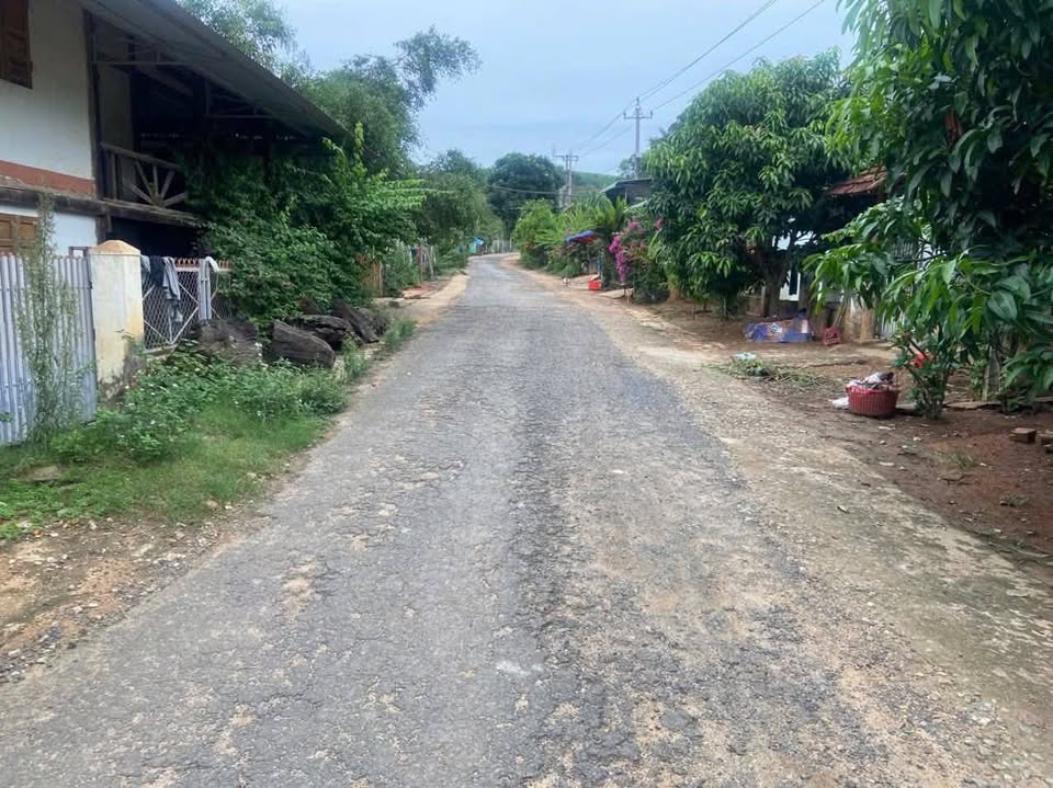 Đất vàng Kon Ko Tu - Sổ đỏ thổ cư 300m2, giá hời đầu tư