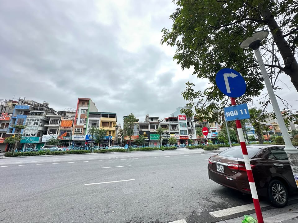 Bán đất TĐC Hồng Hải, Nguyễn Văn Cừ hơn 6 tỷ sở hữu ngay 60m2 mặt tiền 5m, hướng Tây Nam quay biển