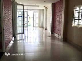 Cho thuê nhà DTSD 450m Mặt tiền đường Gò Ô Môi Q7 ( Vị trí đẹp cách chợ 30m)