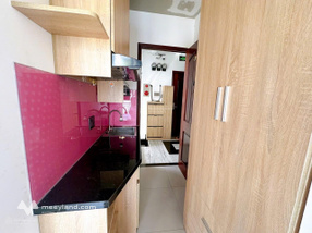 Cho thuê phòng trọ tại Bến Vân Đồn, 6 triệu, 35m2, siêu hot