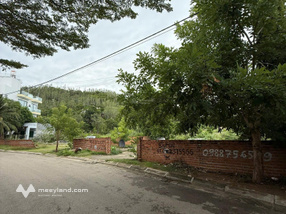 Chính chủ cần bán nền biệt thự 2 mặt tiền đường cách biển Bình Tiên chỉ 800m