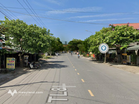 Cần bán nhà gần trường học, khu vực thuận tiện kinh doanh buôn bán, mặt tiền 11m