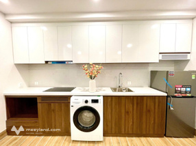 Toà nhà mới tinh khai trương ở Hoàng Hoa Thám Ba Đình