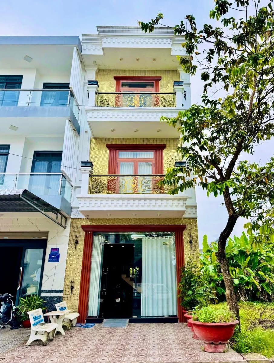 Bán nhà 2 lầu thiết kế đẹp, đường D6, khu dân cư Hồng Loan 6A, Cái Răng, Cần Thơ