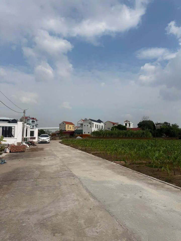 Bắc Ninh ất vuông vắn 98m2, hai ô tô tránh nhau, vị trí đắc địa