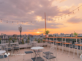 Cho thuê tầng 8 và sân thượng trung tâm Thanh Xuân làm cafe Rooftop DT 100m2 giá 20tr view đỉnh