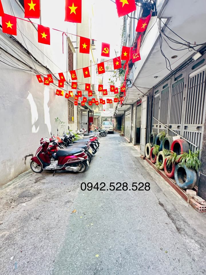 Chuyển nhượng chung cư mini Trích Sài, dòng tiền 1,2 tỷ/năm, 7 tầng, 20 phòng