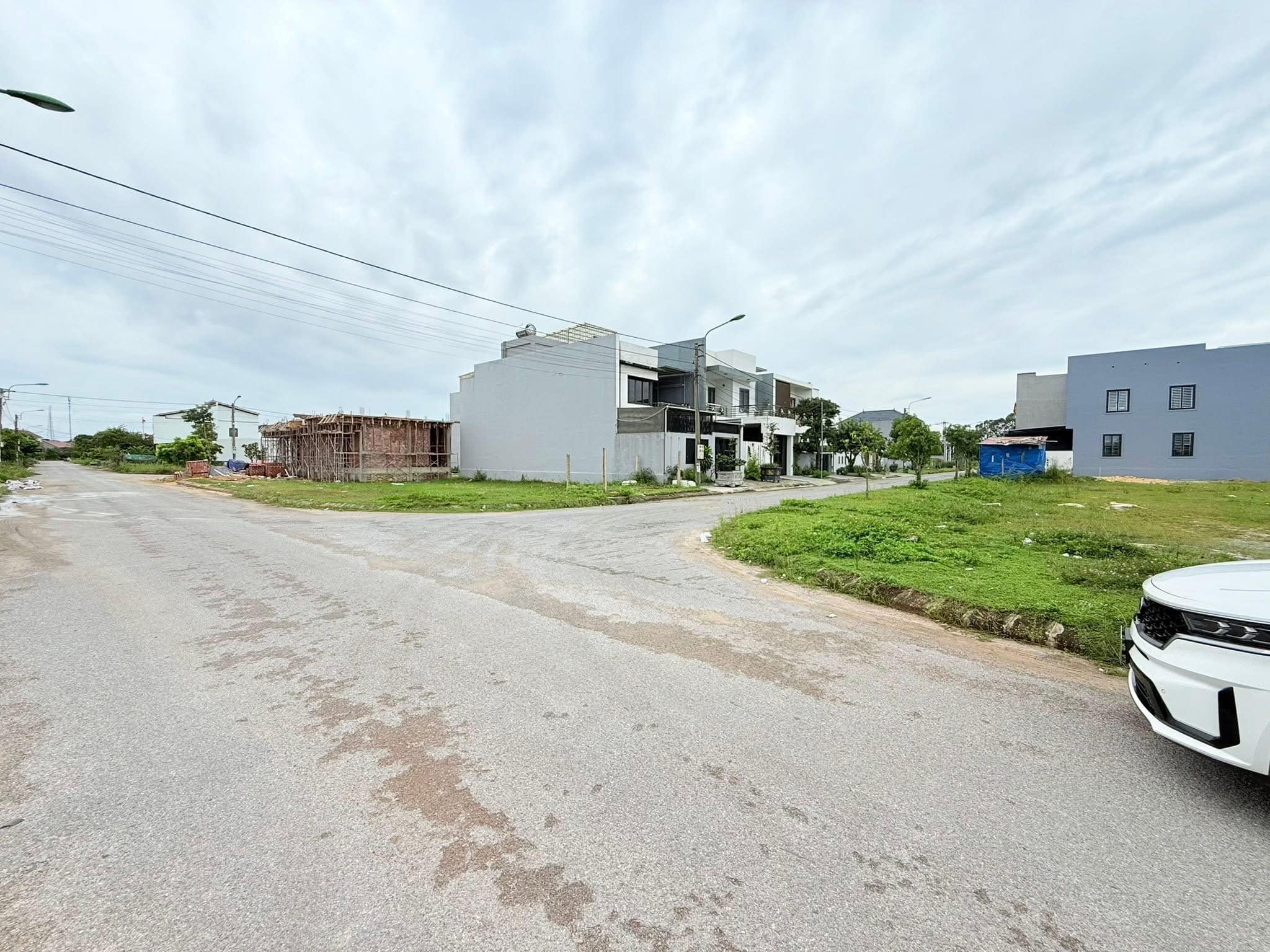 Đất hướng Đông mát mẻ tại Hoàn Lão đầu tư sinh lời ngay