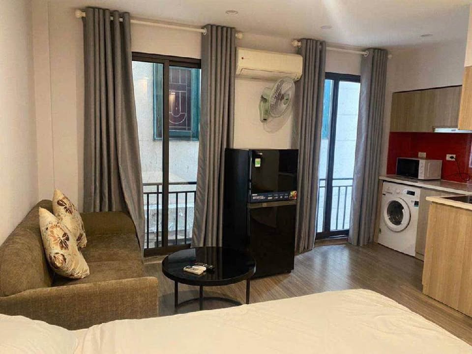 Bán nhà lô góc Âu Cơ, Tây Hồ căn hộ cho thuê dòng tiền ổn định, thang máy