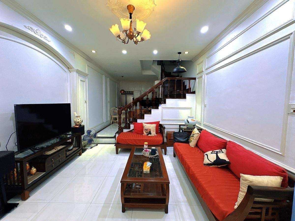 Đẹp như mơ! Nhà đẹp phố Thái Hà, oto lùi cổng, thông số vàng 60m2, 4 tầng, MT 4.2m, giá 16.5 tỷ