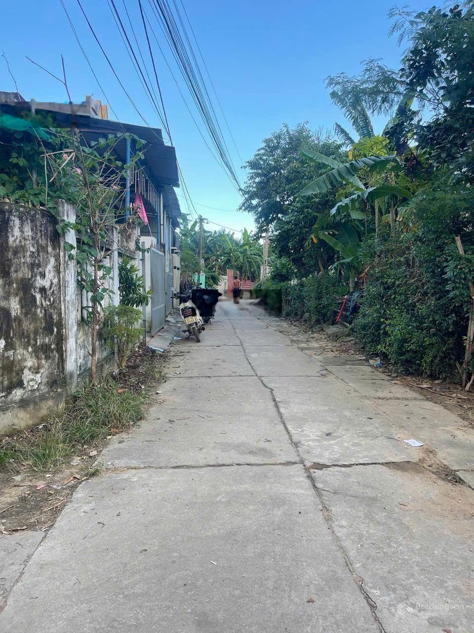 Còn 1 lô góc - Ngay TT Đại Hiệp - Cách QL DT609 400m, sẵn sổ. Giá chỉ 760tr