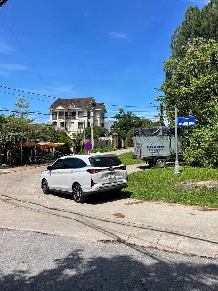 Đất vàng Quảng Tế, 220m2 mặt tiền 13,m