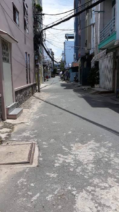 Nhà 5 tầng Lê Thúc Hoạch, Tân Phú 7 phòng, lợi nhuận 20 triệu/tháng, giá 8 tỷ