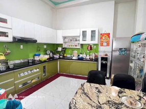 Sở hữu ngay căn nhà mặt tiền nhựa Lương Ngọc Quyến, tọa lạc tại vị trí trung tâm sầm uất của Phan Thiết, Bình Thuận