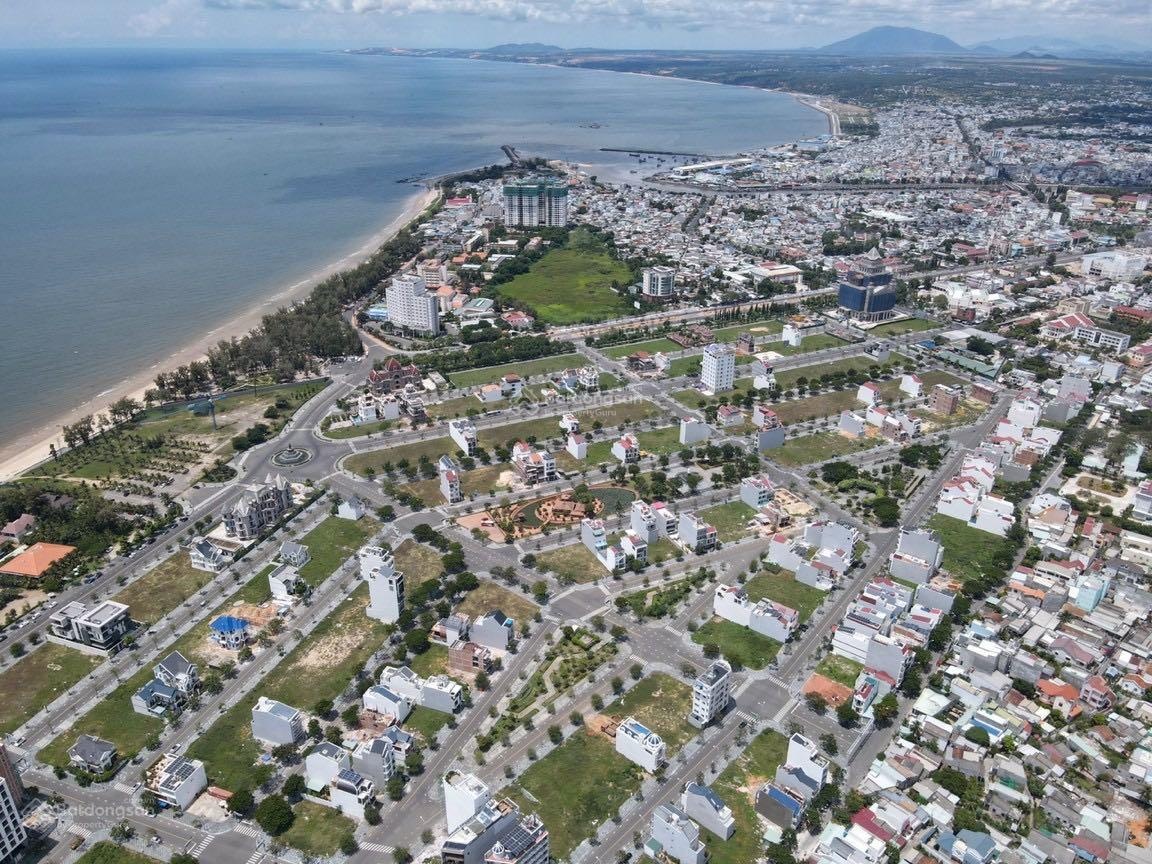 Bán 140m2 E3 hướng biển Ocean Dune Phan Thiết, giá quá rẻ