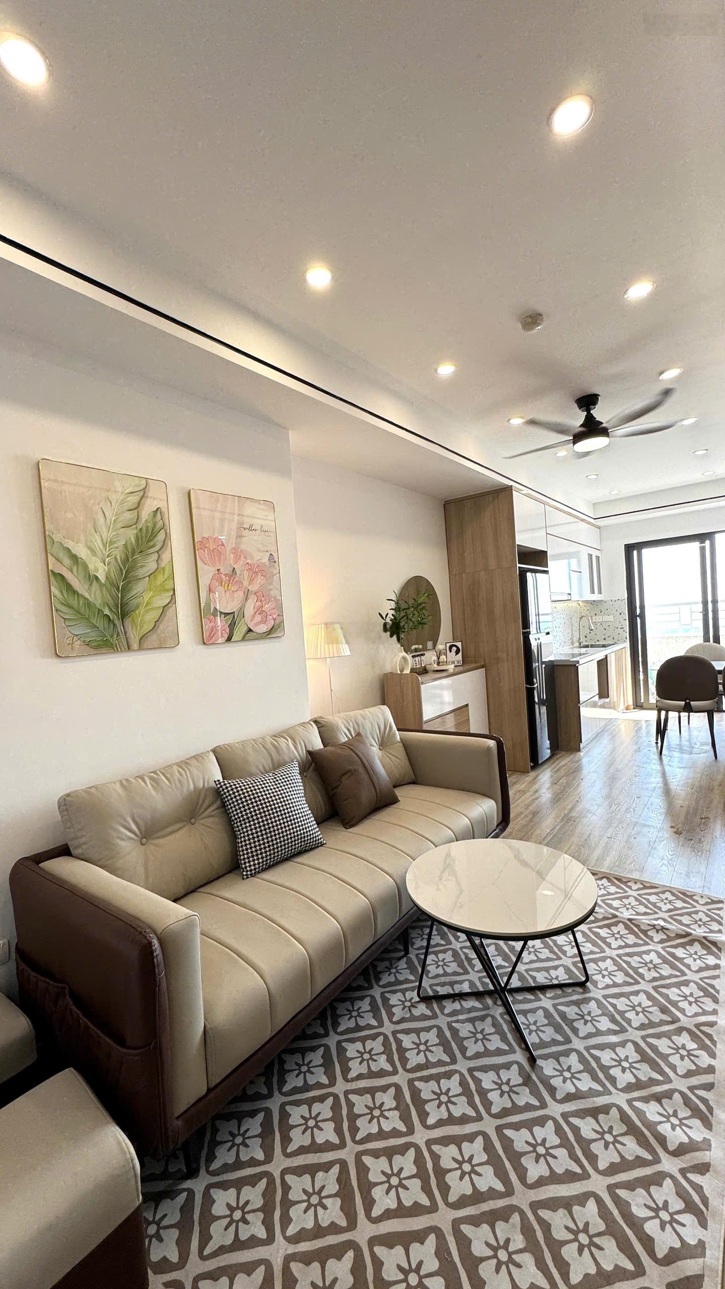 Căn hộ mới koong Full NT như hình 60m 2pn 2vs sổ hồng lâu dài giá chỉ 3x tỷ hỗ trợ vay bank 70%