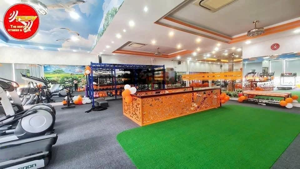 MT Thạch Lam đoạn đẹp 10*34m 2 lầu trống suốt giá 95tr/tháng