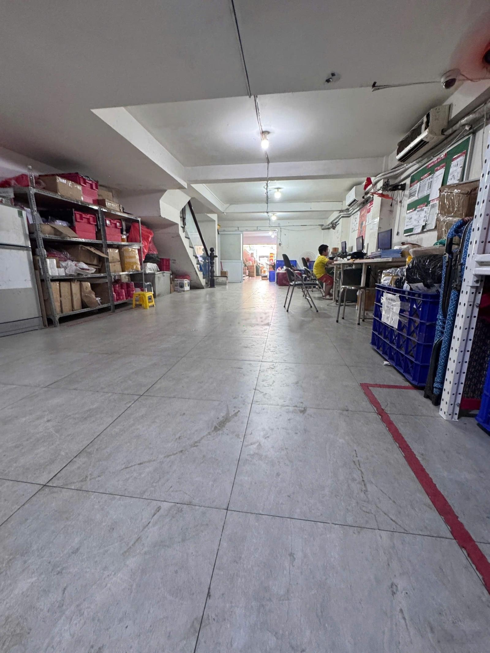 [32tr/tháng TL] cần cho thuê nhà 04 tầng 5.6x32m mặt tiền Gò Ô Môi, Phú Thuận Q.7