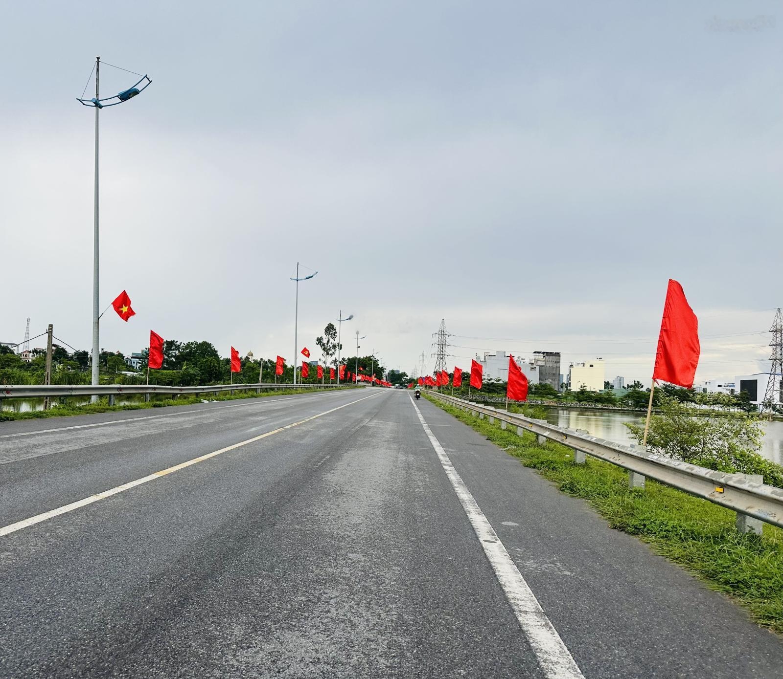 Chính chủ gửi bán lô đất đấu giá tại thôn đồng nhân - hải bối 90m2- ô tô tải tránh chạy vòng quanh.