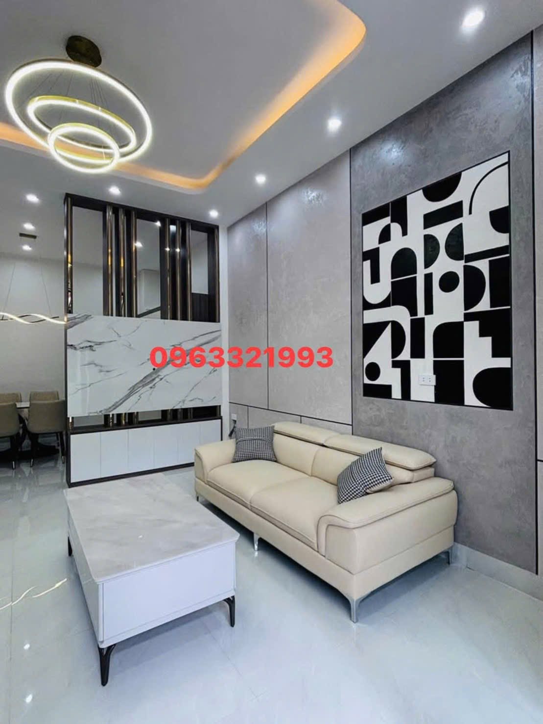 Nhà 2 tầng hiện đại, full nội thất, xách vali đến ở ngay, giá hời